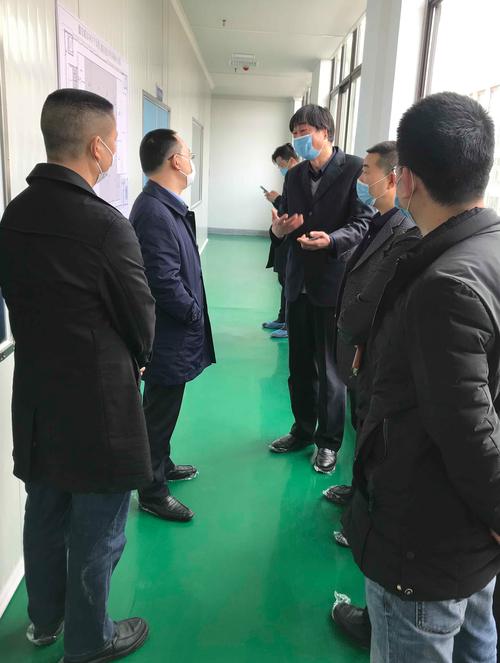 青白江区区委常委宣传部部长王欣同志视察鑫宏威医疗器械厂